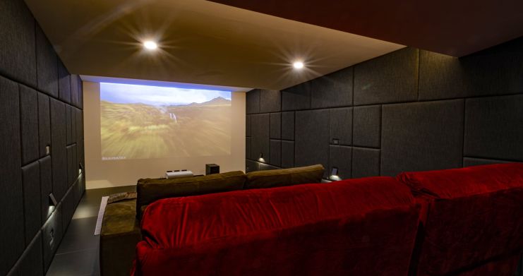 opulent-ultra-luxury-villa-for-sale-in-chaweng-noi- thumb 12