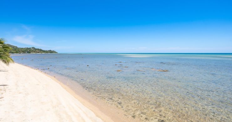 charming-3-bed-beachfront-villa-for-sale-in-koh-samui- thumb 15