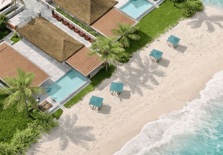 Bali Style 3 Bed Beachfront Pool Villa in Hua Thanon