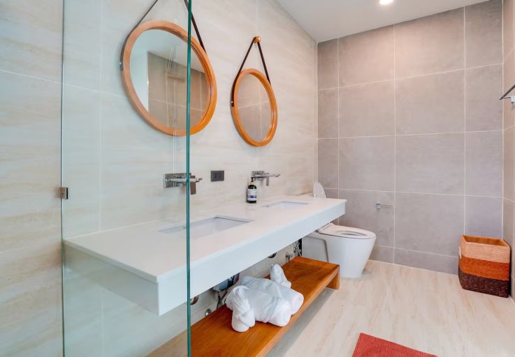 Luxury 4-Bed Villas with Partial Sea Views in Bangrak