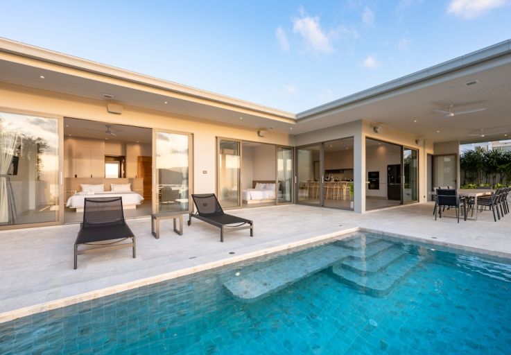 Beautiful 4 Bed Sunset Sea View Villa in Bangrak
