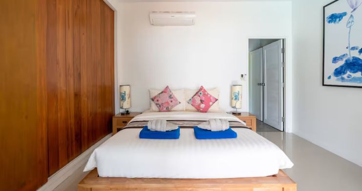 4-bed-beachfront-villa-for-sale-in-koh-samui- thumb 9