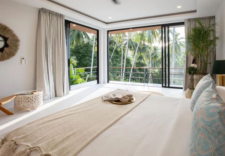Sleek 5 Bedroom Luxury Sunset View Villa in Maenam
