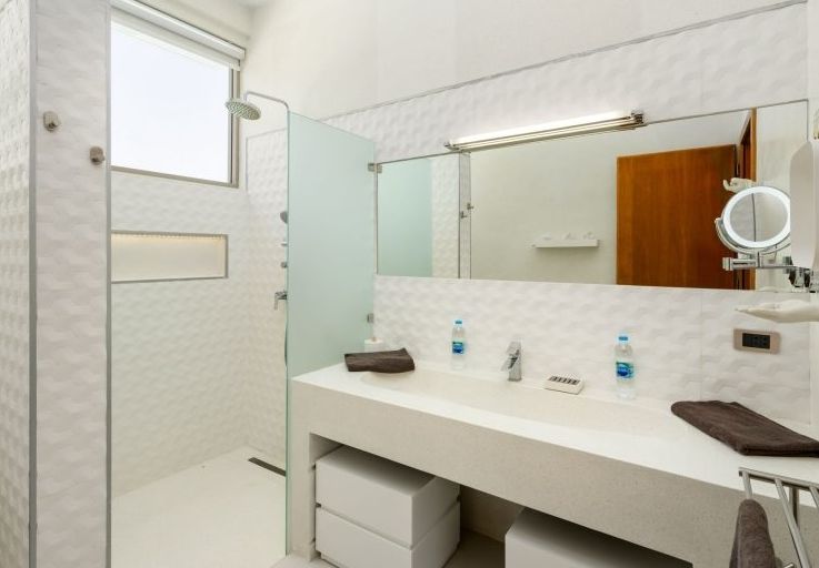Architectural 5 Bed Sea View Villa in Chaweng Noi