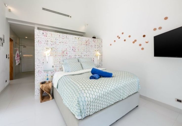 Architectural 5 Bed Sea View Villa in Chaweng Noi