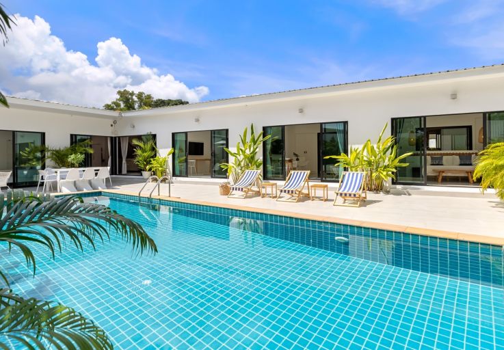 Charming 5 Bedroom Pool Villa for Sale in Chaweng