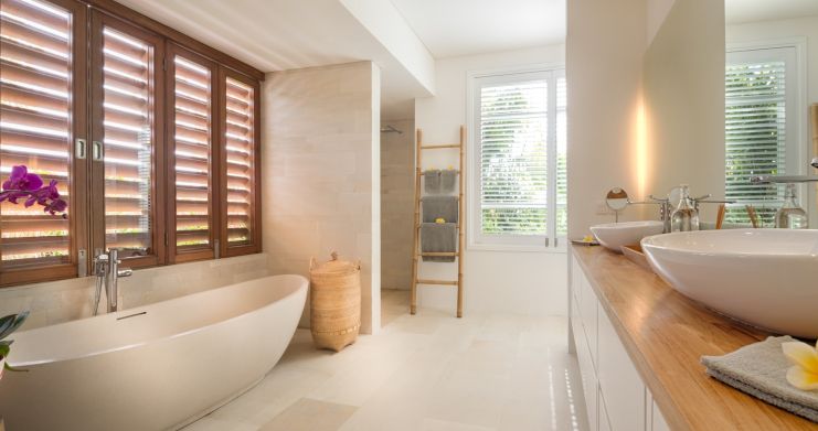 sleek-7-bedroom-luxury-beachside-villa-for-sale-in-bali- thumb 13