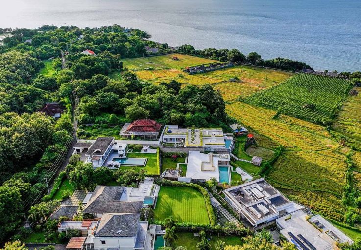 Contemporary 3 Bed Sea View Villa For Sale in Bali