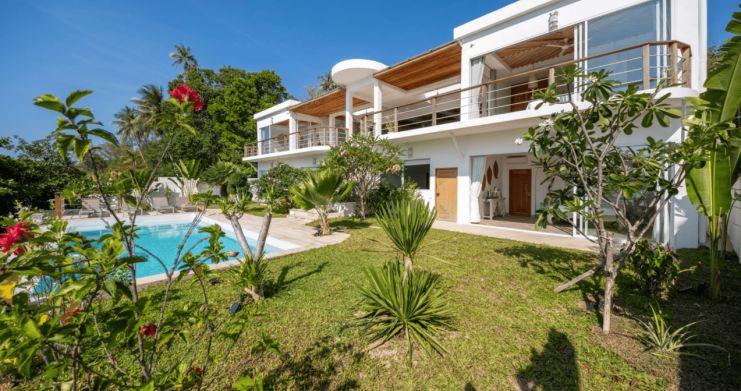stunning-4-bed-oceanfront-sunset-villa-in-chaloklum-beach- thumb 16