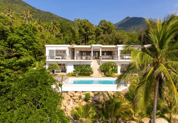 stunning-4-bed-oceanfront-sunset-villa-in-chaloklum-beach